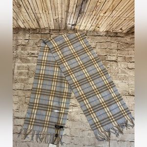 NWT Cashmere Scarf High Quality Soft  and Warm